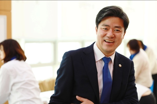 국회 국토교통위원회 박상혁 국회의원(더불어민주당, 김포시을)