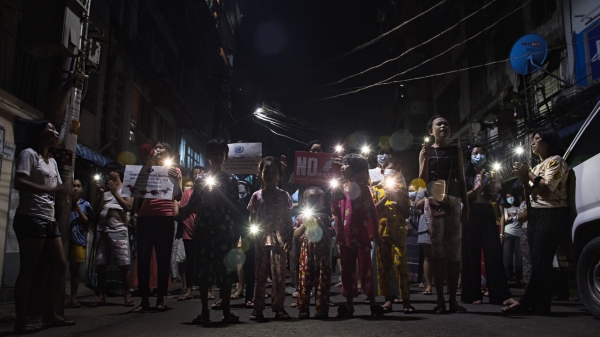▲ 촛불시위하는 미얀마 현지 모습./사진제공=주대한민국 미얀마연방공화국 대표부