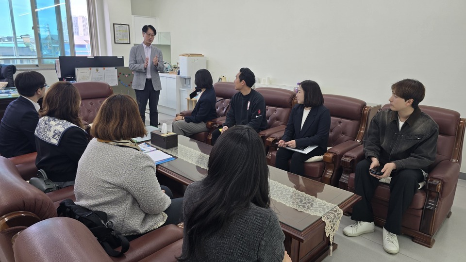 ▲ 연천교육지원청이 8~9일 연천 AIDed 거점형 늘봄센터 구축을 위해 권역별 협의회를 진행하고 있다./사진제공=연천교육지원청