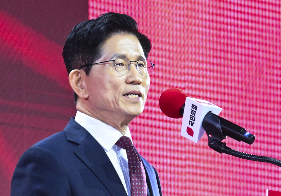 ▲ 국민의힘 대선 후보로 선출된 김문수 후보가 지난 3일 고양시 킨텍스에서 열린 국민의힘 전당대회에서 수락 연설을 하고 있다. /경기사진공동취재단