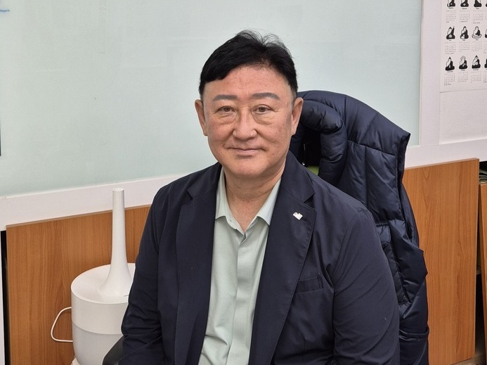 ▲ 16년전 2007년부터 지금까지 이주민과 함께한 오산시 가족센터 이병희 센터장.