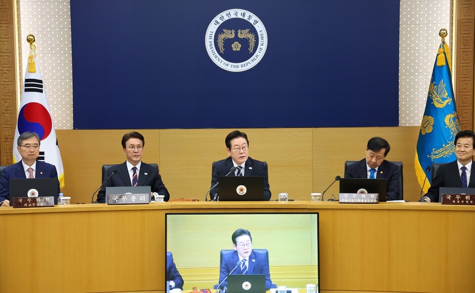 ▲ 이재명 대통령이 16일 정부세종청사에서 국무회의를 주재하고 있다. /연합뉴스