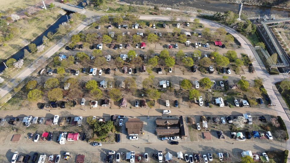 ▲ 자라섬캠핑장. /사진제공=가평군