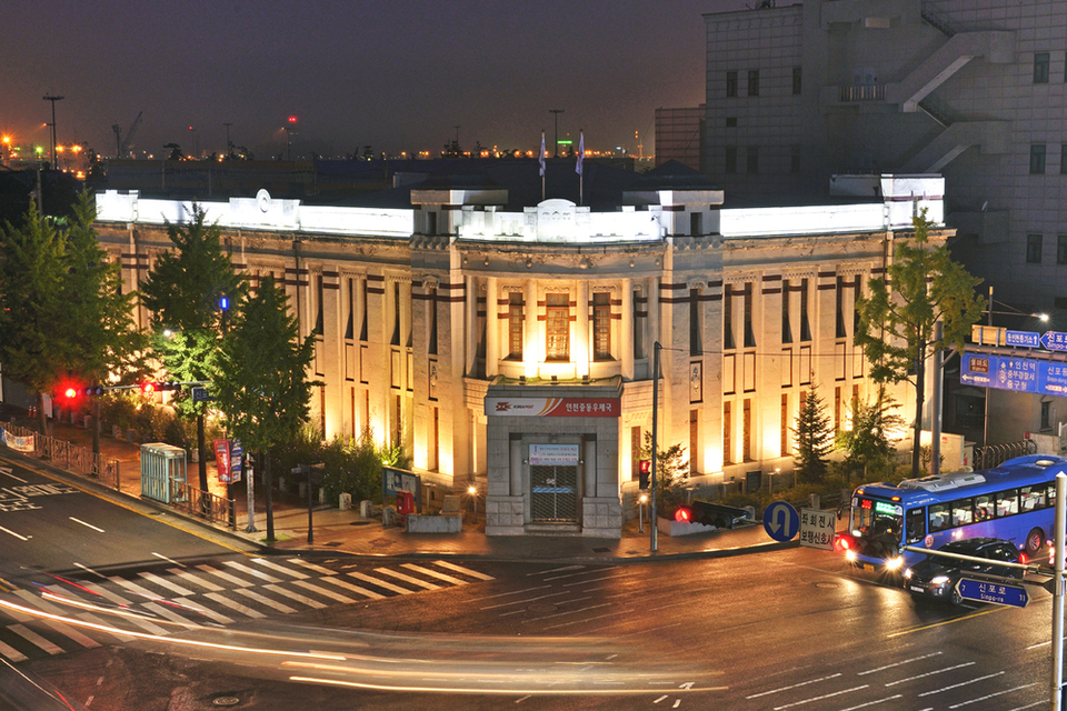 ▲ 1923년 건립된 옛 인천우체국 건물은 ‘우정통신박물관’으로 재탄생을 앞두고 있다. /사진제공=중구