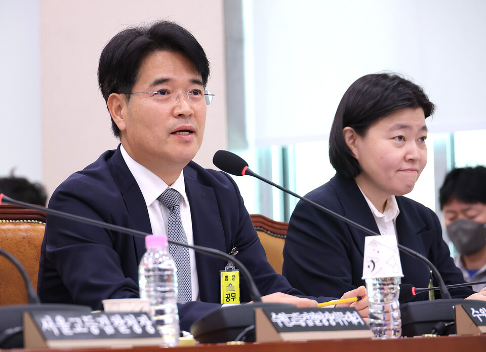 ▲ 지난 10월23일 국회 법제사법위원회에서 박재억 수원지검장이 답변하고 있다. /연합뉴스