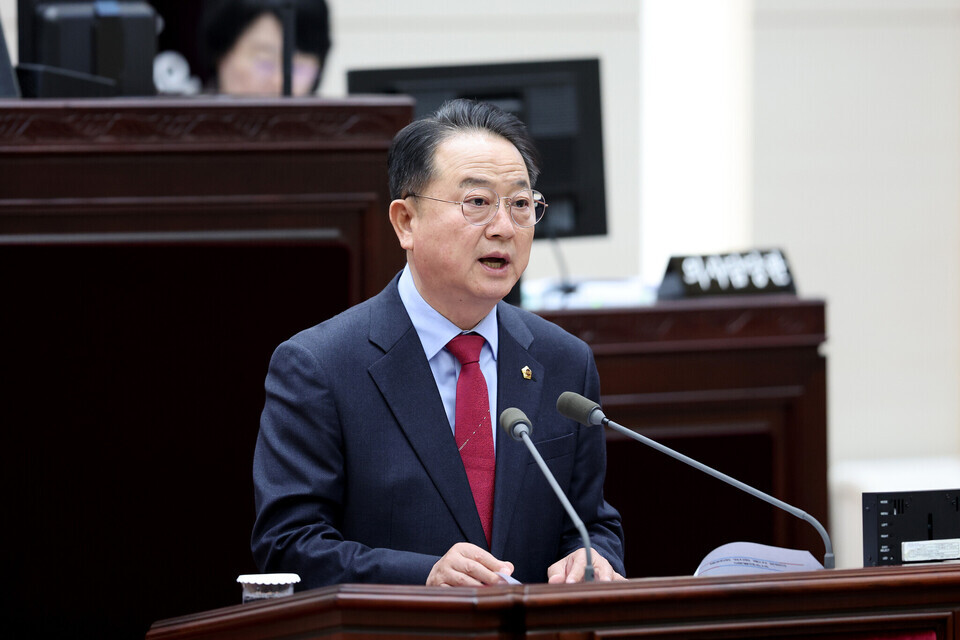 ▲ 이인교(국민의힘·남동구6) 인천시의원이 20일 열린 제305회 정례회 제2차 본회의에서 5분 자유발언을 하고 있는 모습. /사진제공=인천시의회