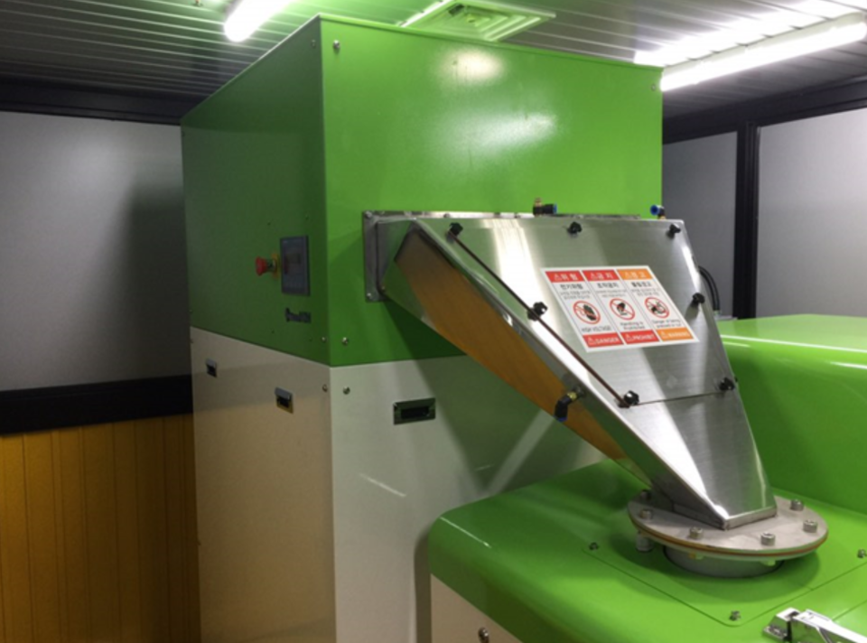 ▲ 에너지원이 안산 보네르빌리지 아파트에 설치한 음식물 쓰레기 처리 장치. /사진제공=독자