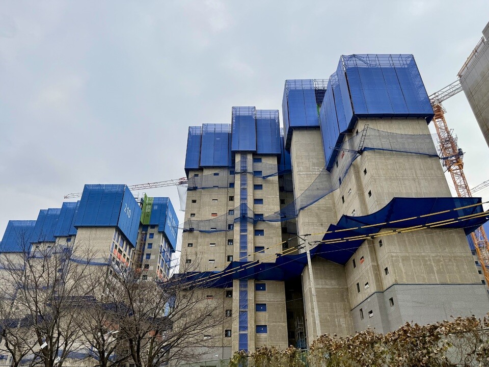 ▲ 25일 오후 1시30분 인천 계양구 동양동에 위치한 계양테크노밸리 공공주택지구 A2블록 공사 현장.