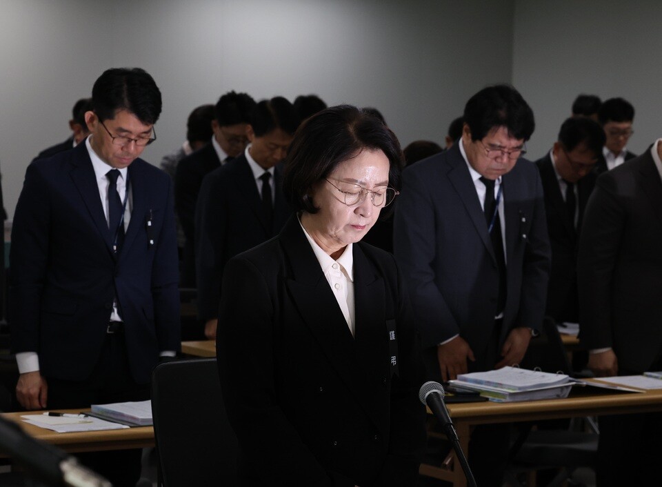 소방 빨대 사과·정부 인사 대립…핵심 뇌관 독식한 추미애 국감