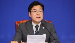 더불어민주당 박찬대, 오늘 <b>원내대표</b> 고별 기자회견…<b>퇴임 소회</b> 밝힐 듯