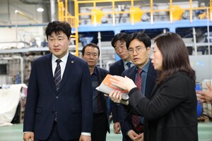 이영주 경기도의원, 도 북부 섬유산업 대응안 점검 - 뉴스 썸네일 이미지