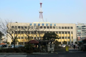 사직서 위조 혐의 송치 관련 보도 이미지